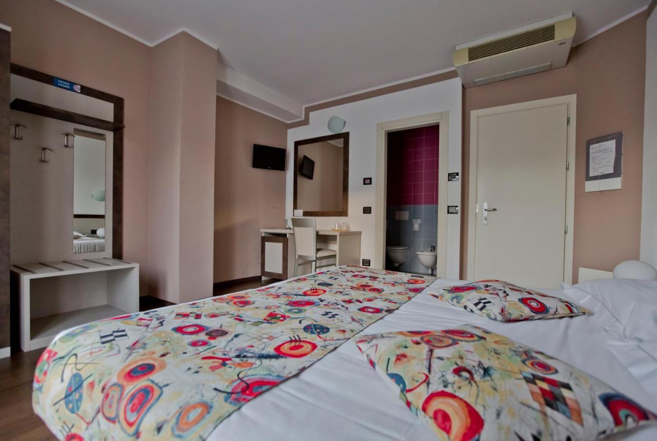 Hotel Lago Di Como Colico Exterior photo
