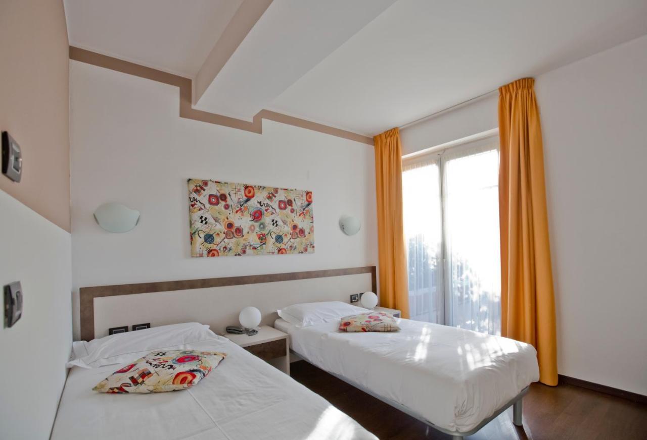 Hotel Lago Di Como Colico Exterior photo