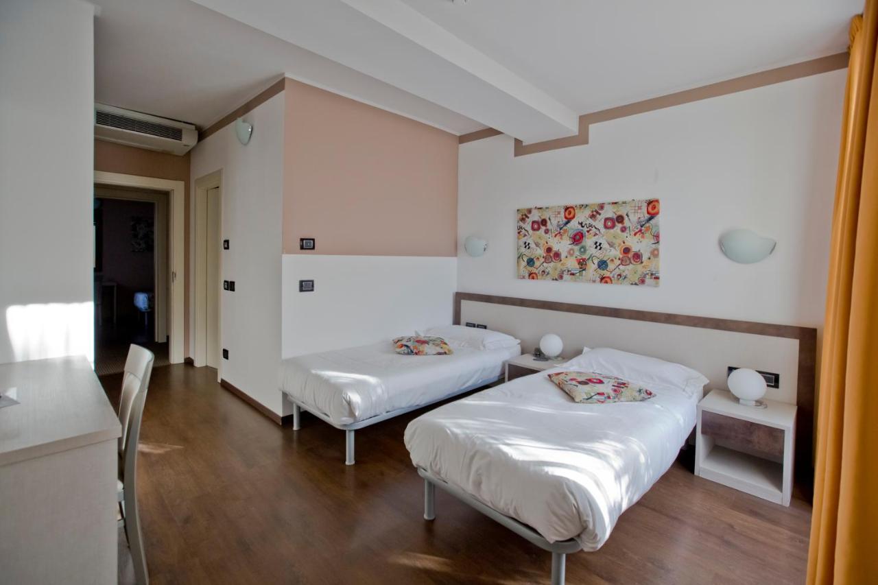 Hotel Lago Di Como Colico Exterior photo